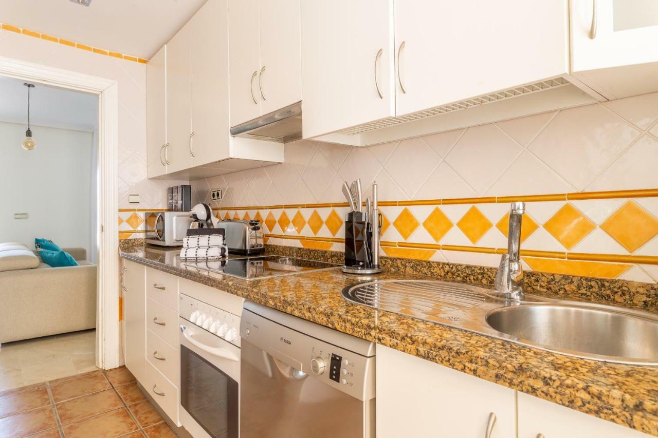 Stylish Townhouse In Beachfront Complex Марбелья Экстерьер фото
