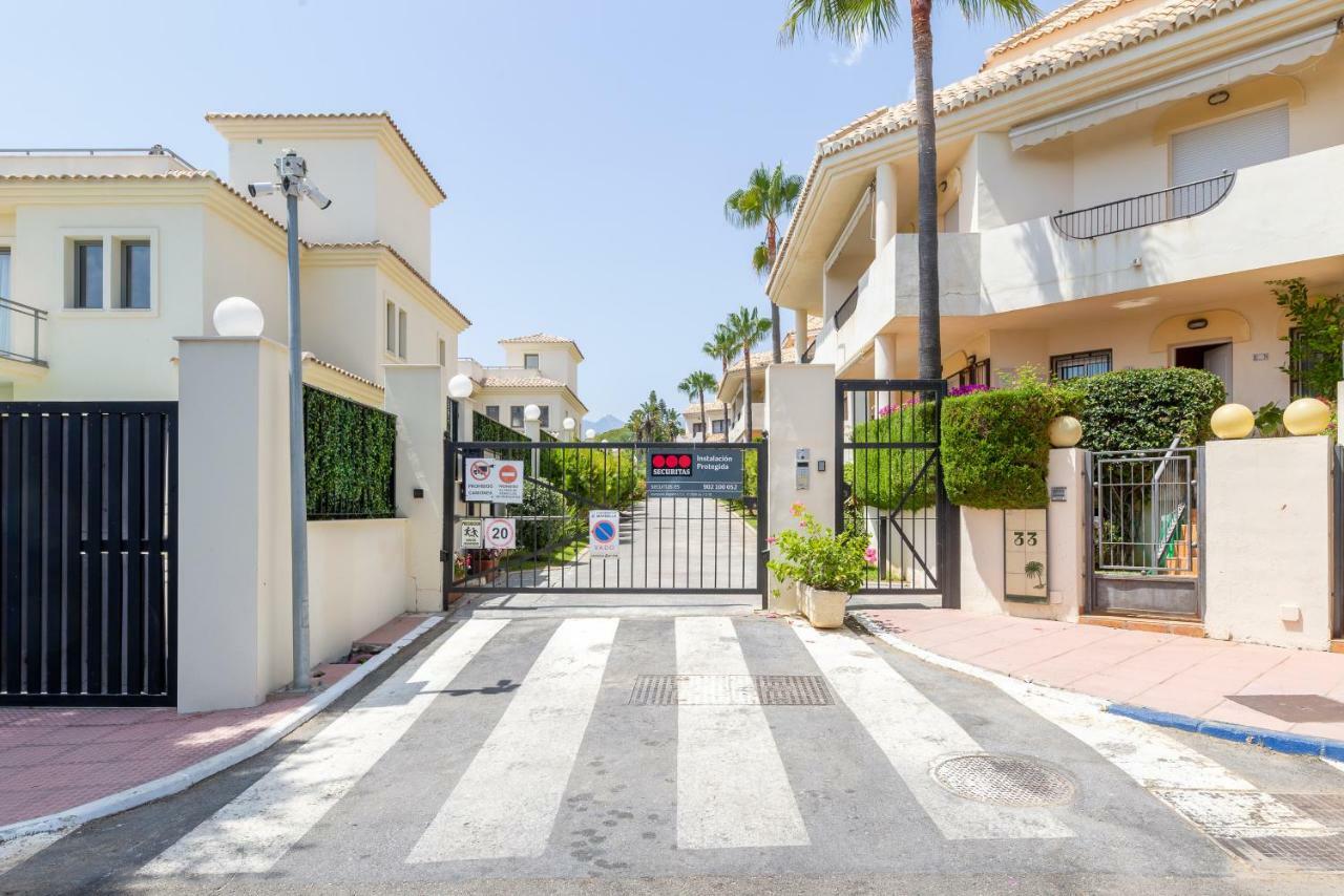 Stylish Townhouse In Beachfront Complex Марбелья Экстерьер фото